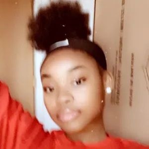 Meet your Posher, Harmony